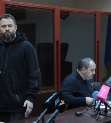 Суд обирає запобіжний захід Дубінському