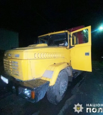 В Андрушівці на чоловіка впав кузов КРАЗа, він загинув на місці