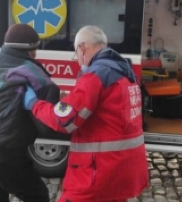 У Білгороді-Дністровському чоловік ледь не замерз на вулиці