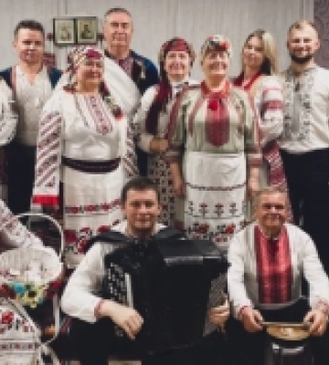 Під час сватання у Вараші зібрали понад 20 тисяч гривень на ЗСУ
