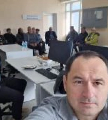 Найкраще спілкування з виборцями — особистий прийом Найкраще спілкування з виборцями — особистий прийом