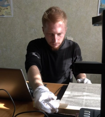 У Луцьку почали оцифровувати стародруки з колекції Музею книги