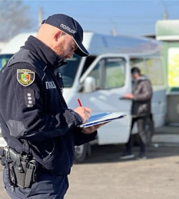 Патрульні перевіряють безпеку пасажирських перевозок у Кривому Розі