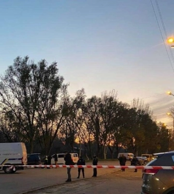 У Дніпрі поліція проводила затримання з вибухами і погонею