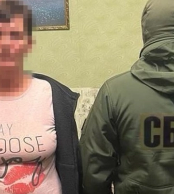 СБУ затримала колаборантку, яка допомогла окупантам провести «вибори» на Запоріжжі
