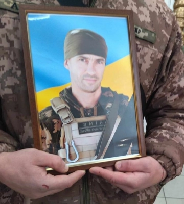 У Сумах попрощаються із захисником України