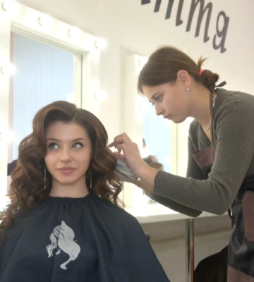 Як у Рівному навчають майстрів beauty-сфери (ВІДЕО)