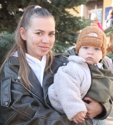 Зимовий комплект для малечі до 3-х років: у Дніпрі продовжують допомагати родинам ВПО