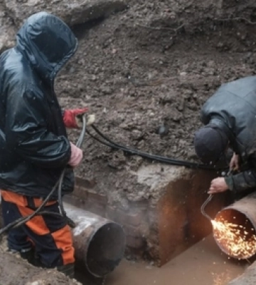 У Луцьку триває ліквідація витоків на тепломережах