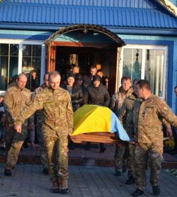 На Камінь-Каширщині попрощалися із полеглим Захисником Андрієм Любчуком