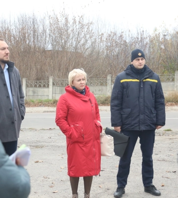 Пил осідає на одязі та авто: у Квасилові шукають причину забруднення