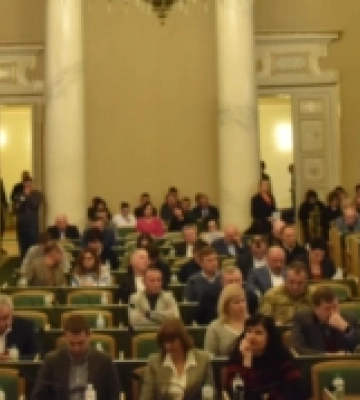 Львівська обласна рада обмежила непершочергові видатки з обласного бюджету