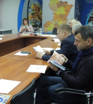 Одним - пощастило, іншим - ні: десять рівненських авторів грошей на свої книги з держбюджету не отримають