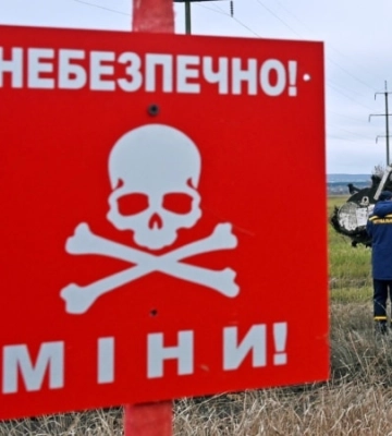 У Новорайську на Херсонщині чоловік підірвався на російській вибухівці