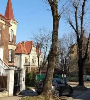 Аферисти хотіли заволодіти трикімнатною квартирою на вул. Ожешко у Львові