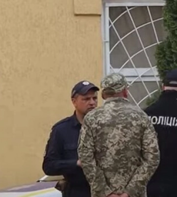Смело прощайтесь с ТЦК: без каких документов вам не смогут вручить повестку