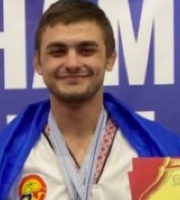 Рівнянин двічі став чемпіоном світу з української боротьби на поясах