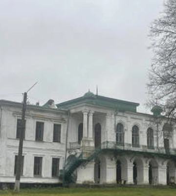 Під Пирятином ремонтують унікальний палац козацького роду Закревських