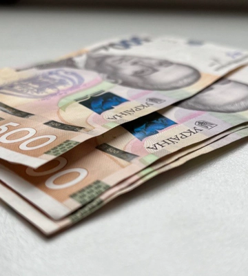 Мешканка Косівщини віддала шахраям 80 тис. грн