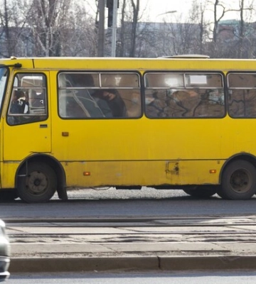 У Києві під час руху маршрутки у водія зупинилося серце