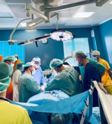 У Львові лікарі трьох міст виконали рідкісну операцію – ротаційну пластику