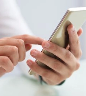 Жителька Сміли під виглядом надання допомоги від ООН ошукала жінку на 73 тисячі гривень