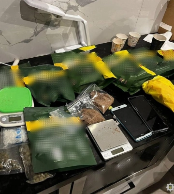 У Рівному 35-річний чоловік розповсюджував наркотики через логістичну компанію