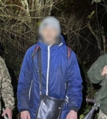 Мукачівські прикордонники затримали волинянина, який три дні блукав Карпатами