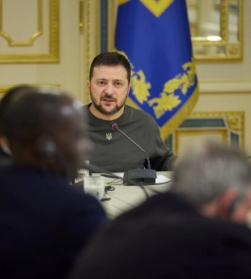Зеленський розповів, чи може Україна погодитись на «замороження» війни