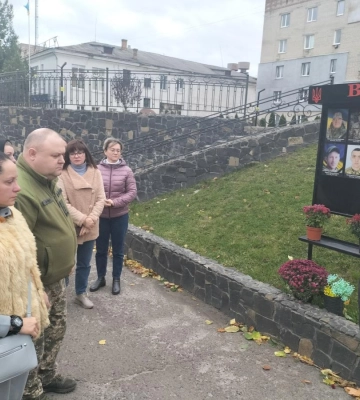 Тато – Герой: у Луцькому районі посмертні нагороди захисників вручили їх родинам