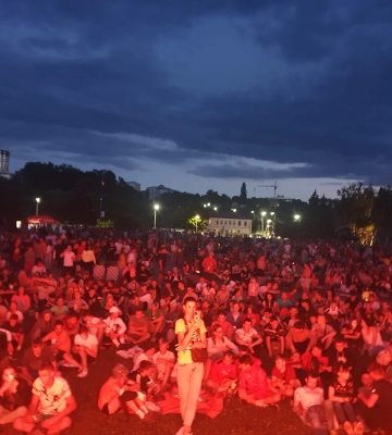 “Потрібен механізм, аби футболісти збірної України легально грали у своїх закордонних клубах”, – депутат