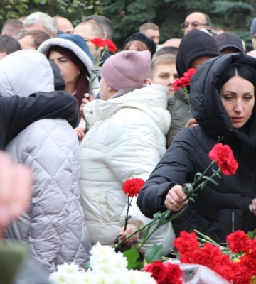 Полтава провела в останню путь п&#039;ятьох захисників