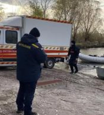 Полтавські рятувальники знайшли тіла всіх рибалок, які зникли внаслідок перекидання човна