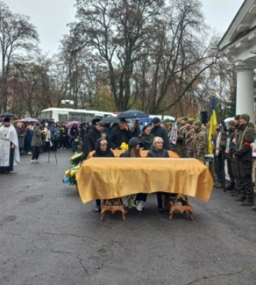 У Полтаві попрощалися з п’ятьма загиблими воїнами