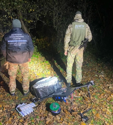 На Любомльщині прикордонники приземлили квадрокоптер контрабандистів