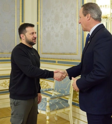 До Києва прибув міністр закордонних справ Великої Британії Кемерон