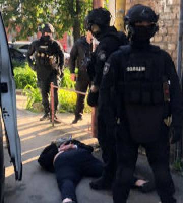Наркобізнес у столичномуСІЗО: повідомлено про підозру членам злочинної групи на чолі зі «смотрящим»
