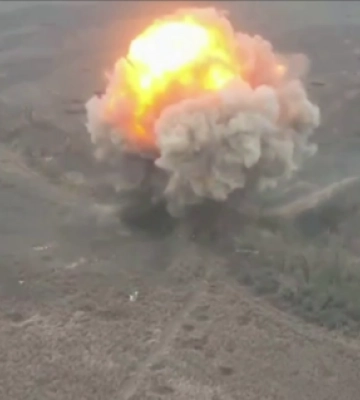 ЗСУ знищили польовий склад загарбників на Запоріжжі: відео потужного вибуху