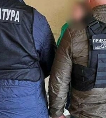 Шлюб за 4500 тисяч доларів: в Одесі затримали жінку, яка допомагала чоловікам вийхати за кордон