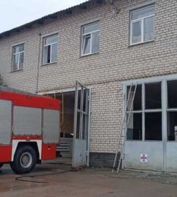 Унаслідок російського обстрілу пошкоджено пожежну частину на Харківщині. ФОТОрепортаж