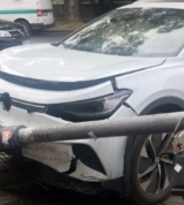 У центрі Одеси сталася потрійна ДТП: постраждала жінка-пішохід та двоє водіїв
