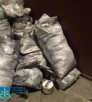 Перевозили 80 кілограмів кокаїну з Перу: в Одеській області засудили чотирьох іноземців