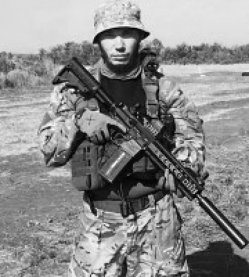 Завтра у Києві попрощаються з полеглим азовцем Олегом “Дим” Ратушинським