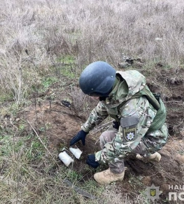 Рівненські вибухотехніки за два дні знешкодили 65 протитанкових мін на Харківщині