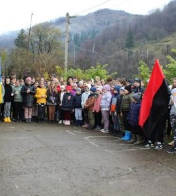 Сьогодні, у с. Білин та м. Рахів   відбулося відкриття меморіальних дощок  на честь захисників України