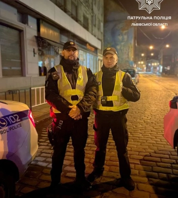 У Львові патрульні відмовили від самогубства чоловіка
