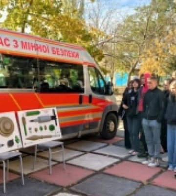 У Білгород Дністровському районі рятувальники провели просвітницькі заходи для студентів