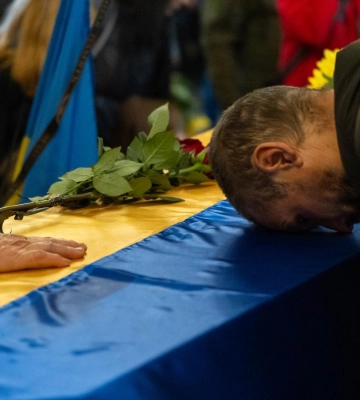У Полтаві попрощалися з бійцем «Азову» Олександром Шматком
