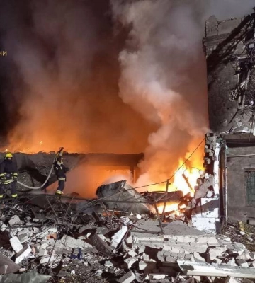 В ДСНС розповіли про пожежу через атаку БПЛА на Запоріжжя