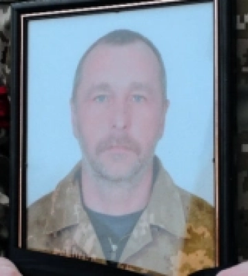 У Луцьку попрощалися з будівельником Русланом Шмигою, який загинув на війні